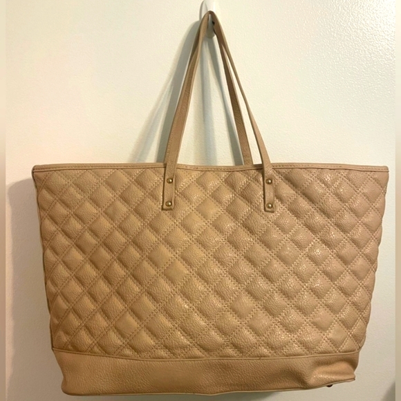 Tan BCBG Paris Tote Quilted Faux Leather with Detachable Tassle  Key Chain - Picture 4 of 14